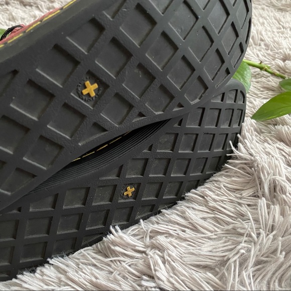 ❌SOLD❌DR. MARTENS shoreditch cherry boots - Picture 5 of 9